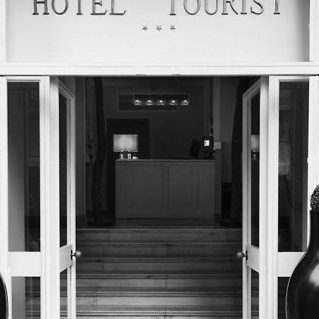 Hotel Tourist Торино Екстериор снимка